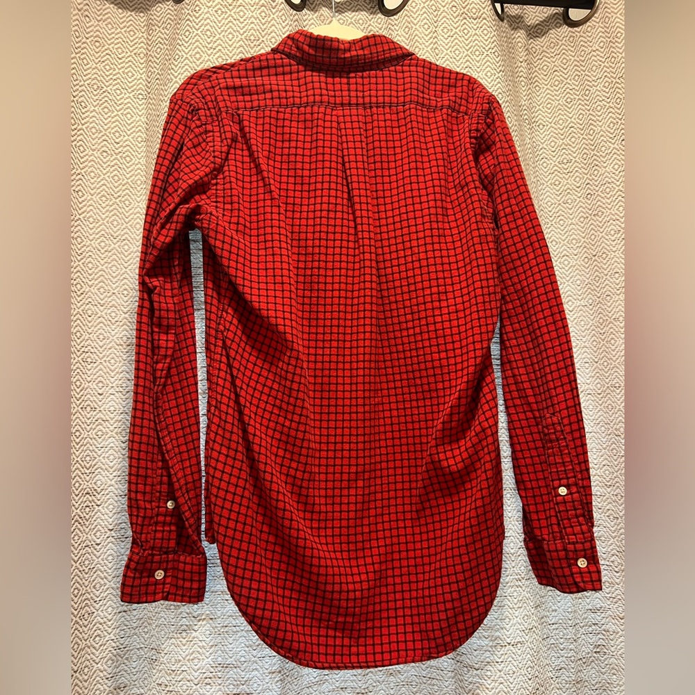 Button Down - Picture 4 of 4